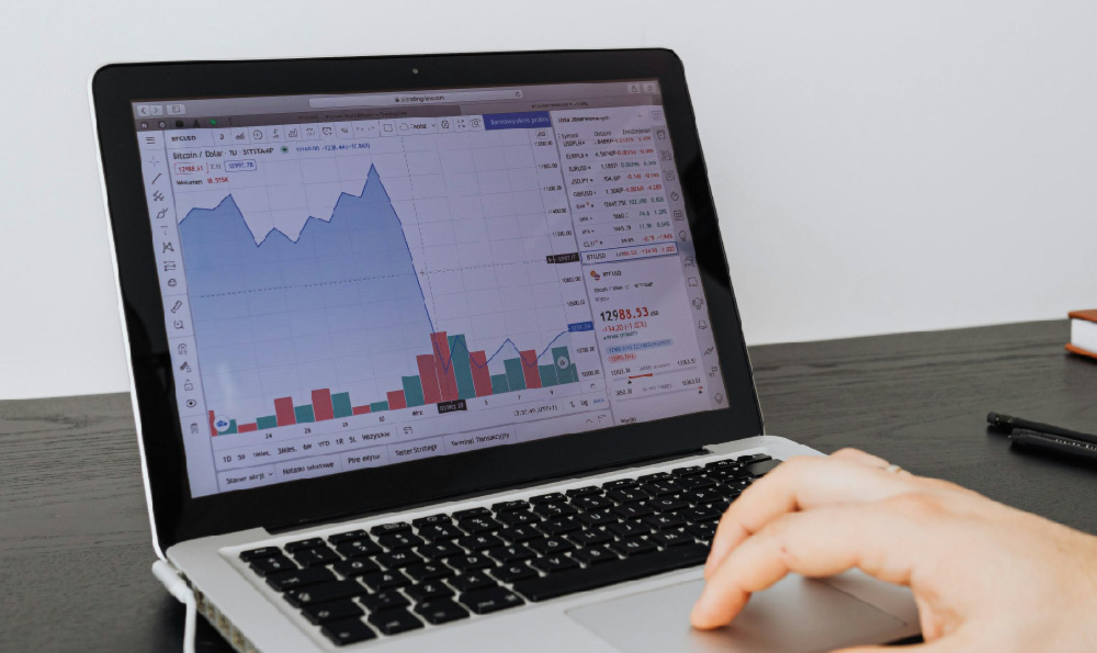 �㶥�Ƽ���Ʊ���ʷ��м�