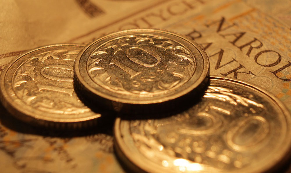 ����Ͷ��Ʊ�����ͻ���