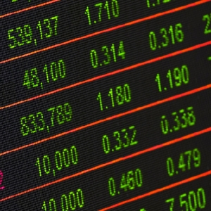 ׷�ڶ�����ͣ�Ĺ�Ʊ����