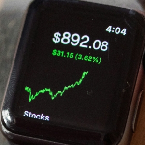 �����˸������ͷ��