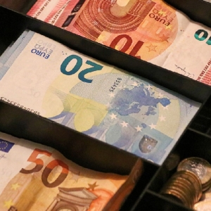 �¹��깺��ҵ������