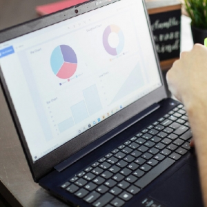 ��Ʊ����Ͷ�ʾ�����ְ��